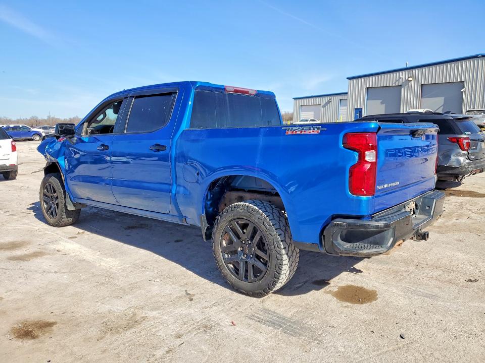 Photo 2 from auction – 2022 CHEVROLET SILVERADO with VIN 3GCUDFED7NG602014