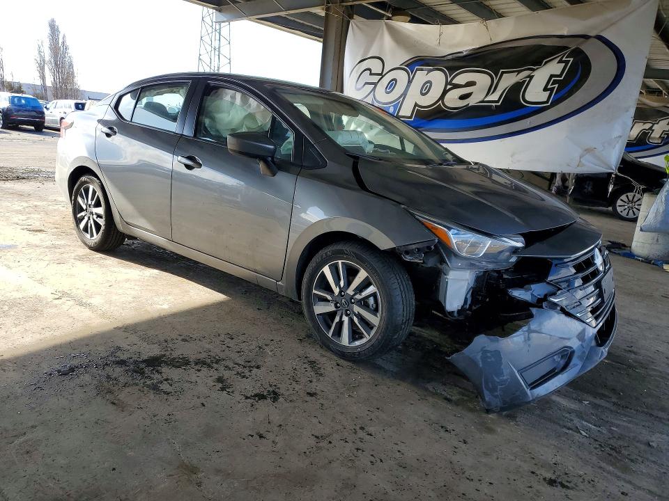 Photo 4 from auction – 2023 NISSAN VERSA with VIN 3N1CN8EV2PL869006