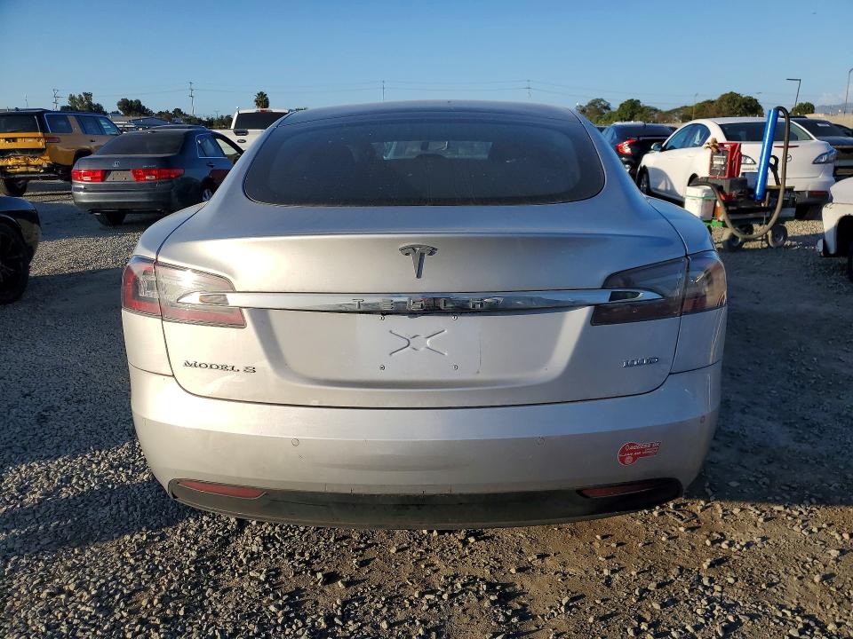Photo 6 from auction – 2017 TESLA MODEL S with VIN 5YJSA1E21HF231671