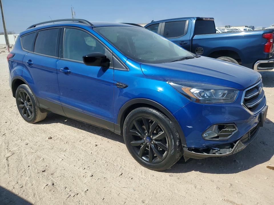 Photo 4 from auction – 2019 FORD ESCAPE with VIN 1FMCU9GD5KUB29082