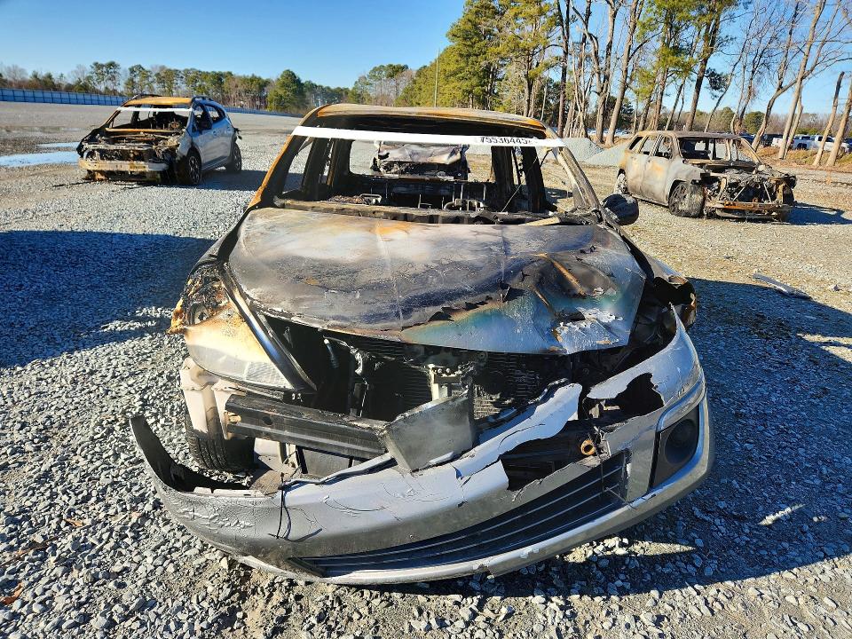 Photo 5 from auction – 2011 NISSAN VERSA with VIN 3N1BC1AP2BL425570