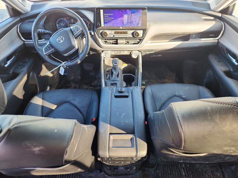 Photo 8 from auction – 2024 TOYOTA GRAND HIGHLANDER with VIN 5TDAAAB53RS048859