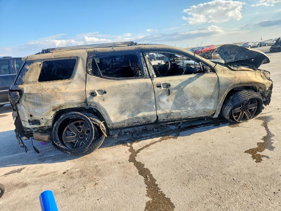 Photo 3 from auction – 2021 GMC ACADIA with VIN 1GKKNML46MZ150426