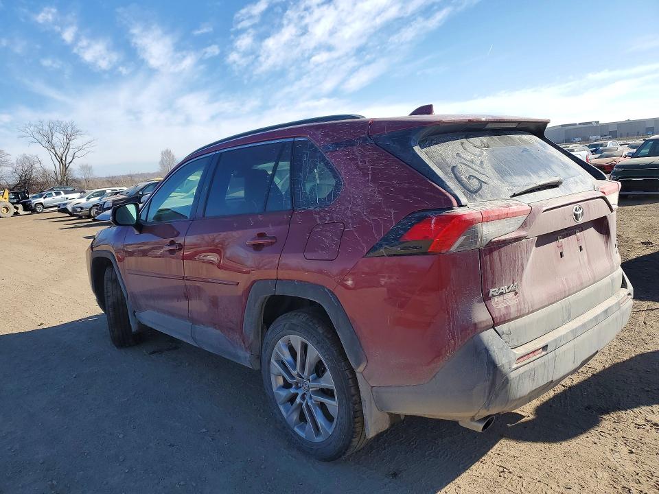 Photo 2 from auction – 2019 TOYOTA RAV4 with VIN JTMA1RFV1KD016471