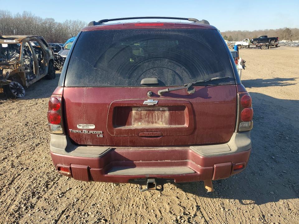 Photo 6 from auction – 2005 CHEVROLET TRAILBLAZER with VIN 1GNDT13S652111215