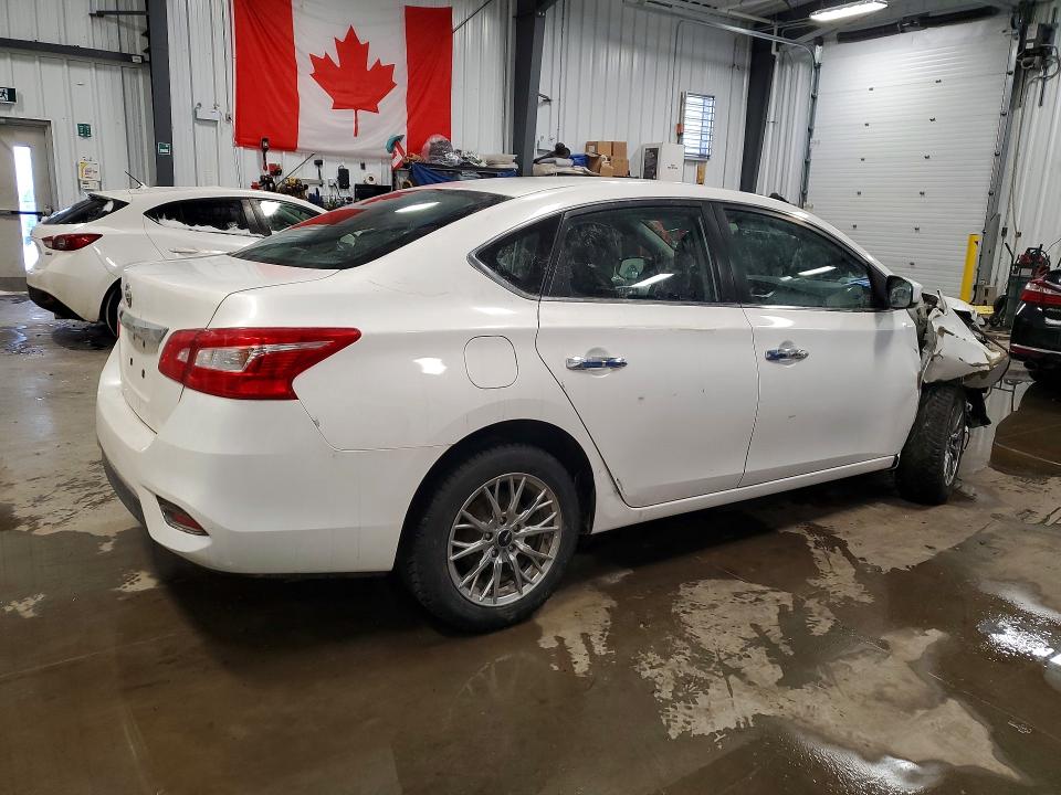 Photo 3 from auction – 2016 NISSAN SENTRA with VIN 3N1AB7AP0GL659960