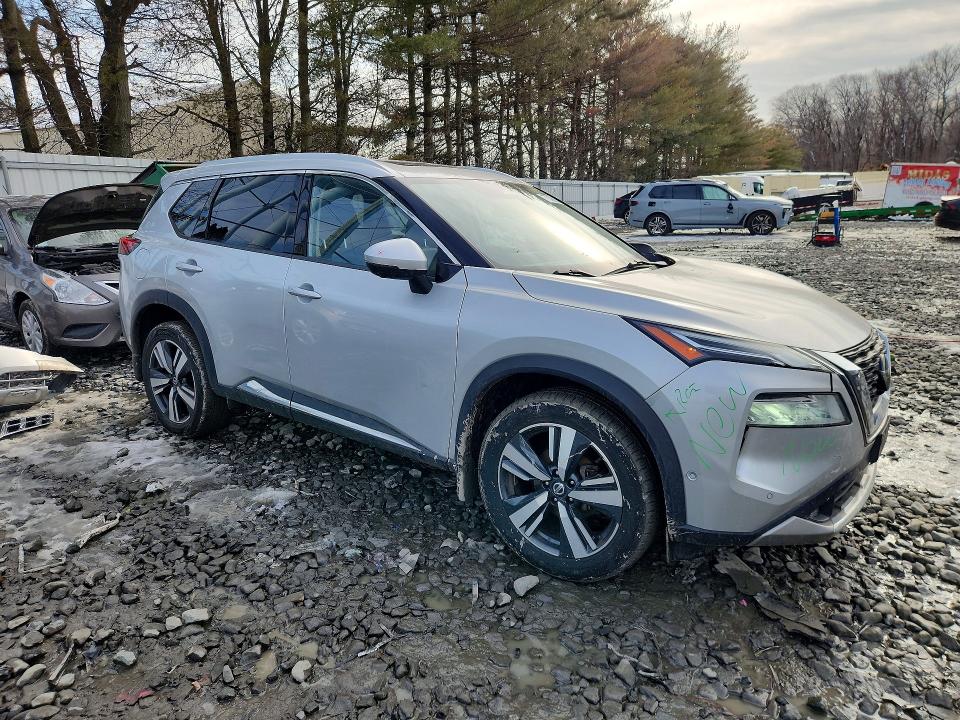 Photo 4 from auction – 2021 NISSAN ROGUE with VIN JN8AT3DD0MW306763