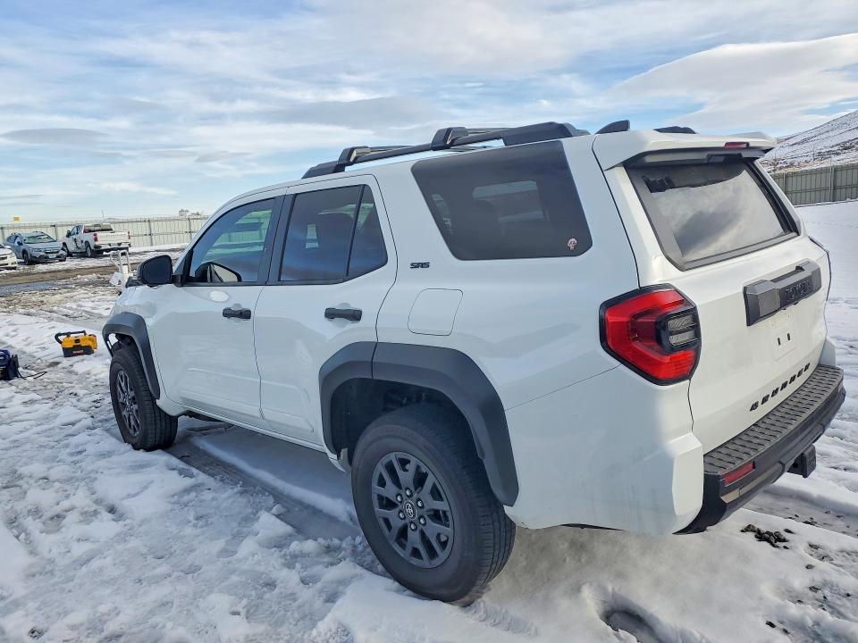 Photo 2 from auction – 2026 TOYOTA 4RUNNER with VIN JTEVA5BR0T5075876
