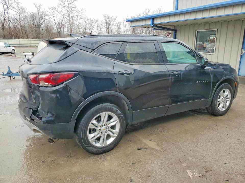 Photo 3 from auction – 2020 CHEVROLET BLAZER with VIN 3GNKBCRS0LS718693