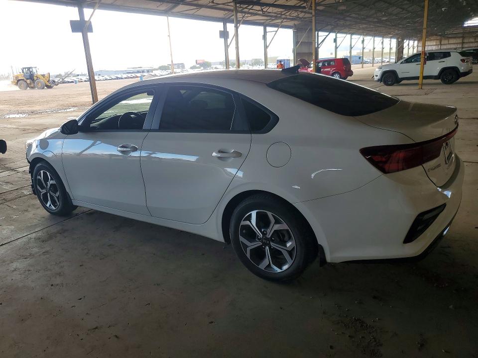Photo 2 from auction – 2025 KIA FORTE with VIN 3KPF24AD5ME372055