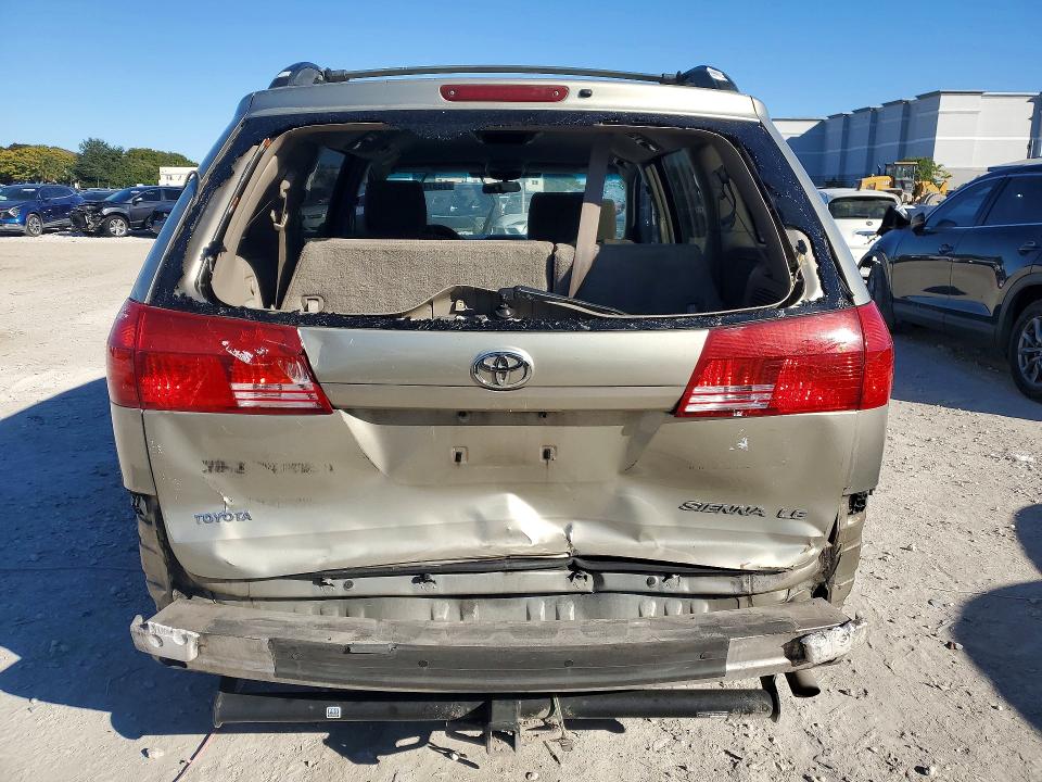Photo 6 from auction – 2004 TOYOTA SIENNA CE with VIN 5TDZA23C04S000265