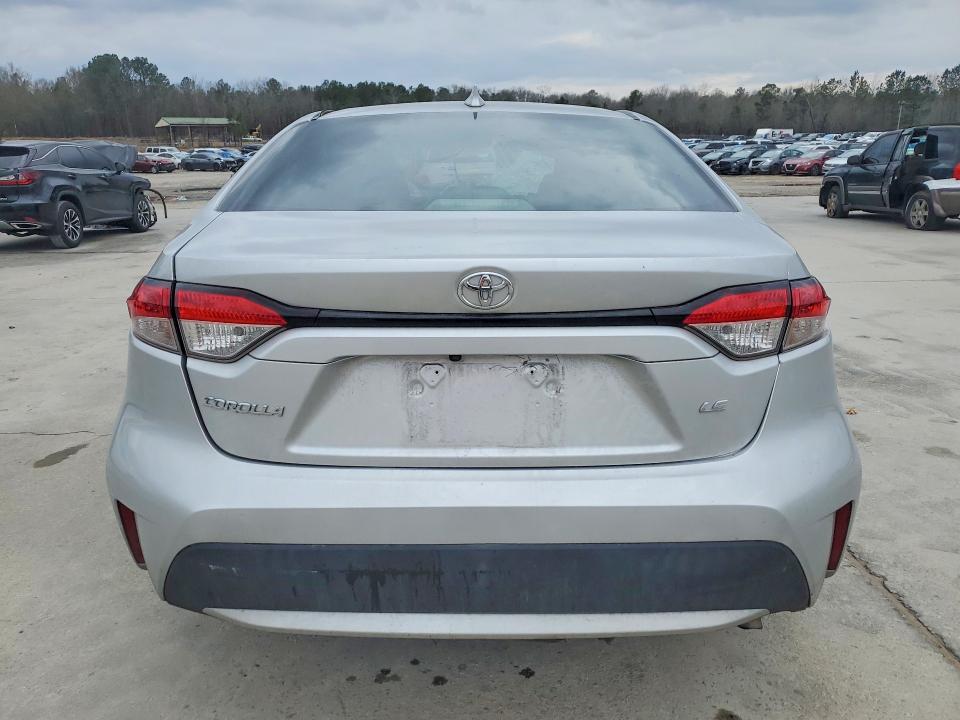 Photo 6 from auction – 2021 TOYOTA COROLLA LE with VIN 5YFEPMAE4MP212902