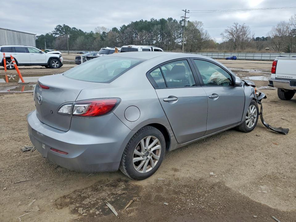 Photo 3 from auction – 2012 MAZDA 3 with VIN JM1BL1UFXC1501710