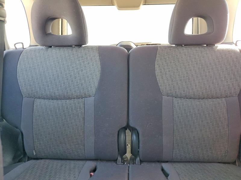 Photo 10 from auction – 2004 TOYOTA RAV4 with VIN JTEGD20V140025324