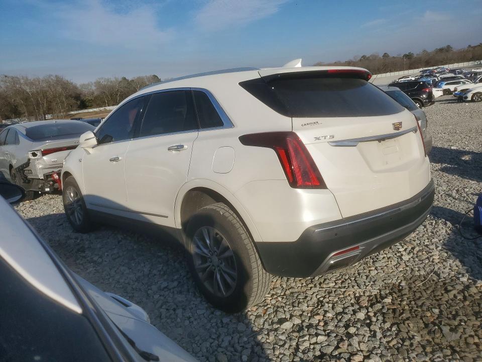 Photo 2 from auction – 2021 CADILLAC XT5 with VIN 1GYKNCRS6MZ144440