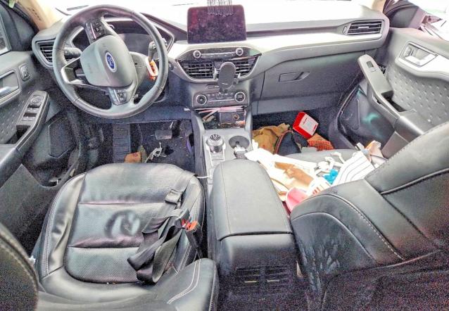 Photo 8 from auction – 2020 FORD ESCAPE with VIN 1FMCU9H95LUA40124