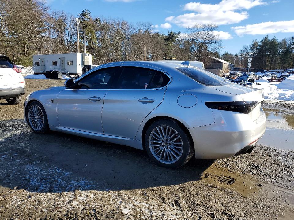 Photo 2 from auction – 2017 ALFA ROMEO GIULIA TI with VIN ZARFAECNXH7550651