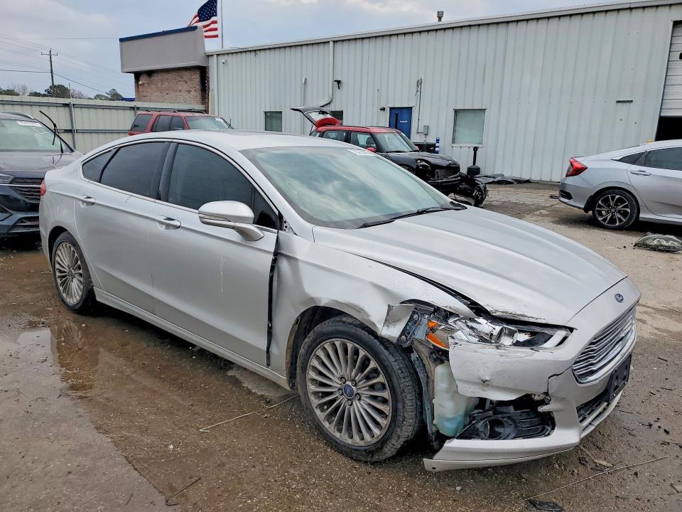 Photo 4 from auction – 2014 FORD FUSION with VIN 3FA6P0K92ER178538