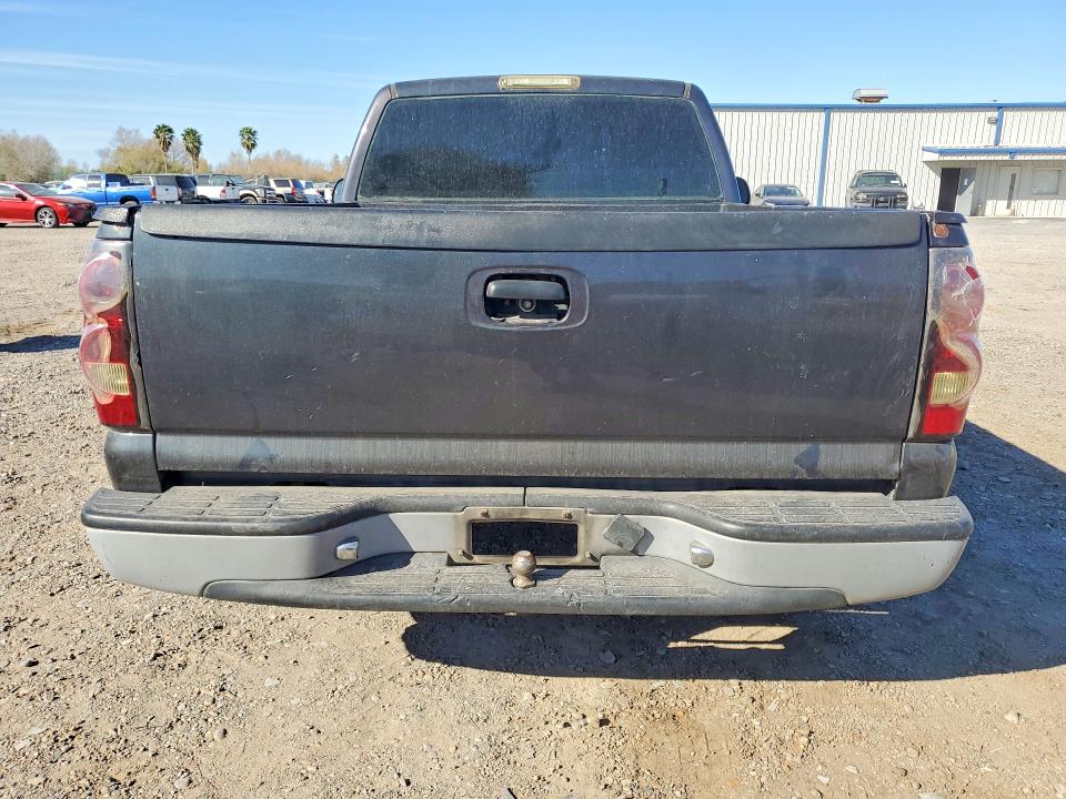 Photo 6 from auction – 2005 CHEVROLET SILVERADO with VIN 1GCEC14X55Z110457