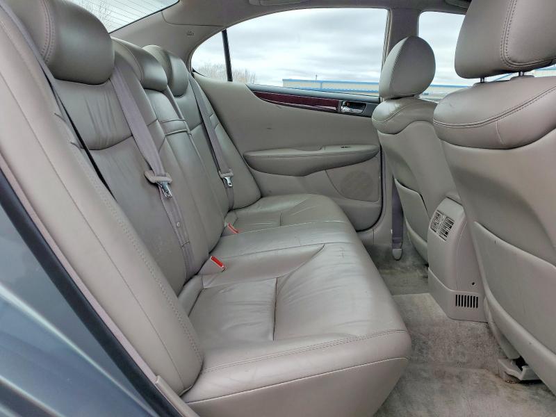 Photo 10 from auction – 2003 LEXUS ES 300 with VIN JTHBF30G236021048