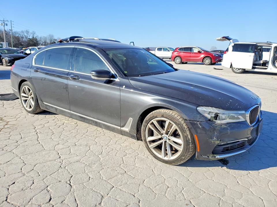 Photo 4 from auction – 2016 BMW 750 with VIN WBA7F2C55GG415393
