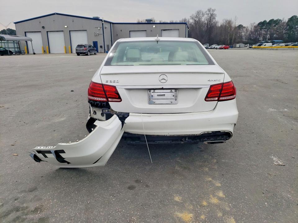 Photo 6 from auction – 2016 MERCEDES-BENZ E with VIN WDDHF8JBXGB188286