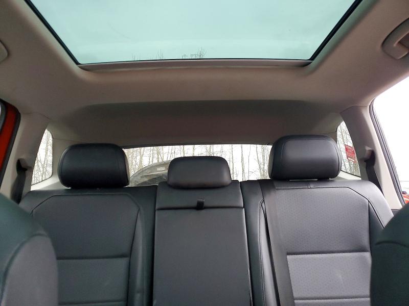 Photo 10 from auction – 2018 VOLKSWAGEN TIGUAN with VIN 3VV2B7AX1JM161089
