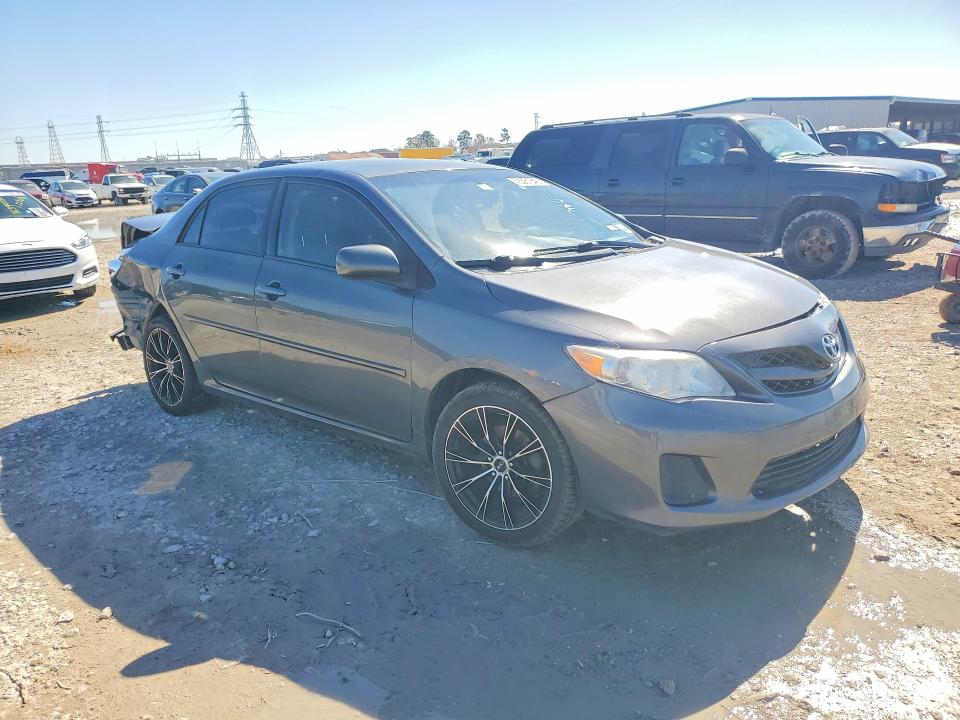 Photo 4 from auction – 2011 TOYOTA COROLLA BA with VIN 2T1BU4EEXBC753102