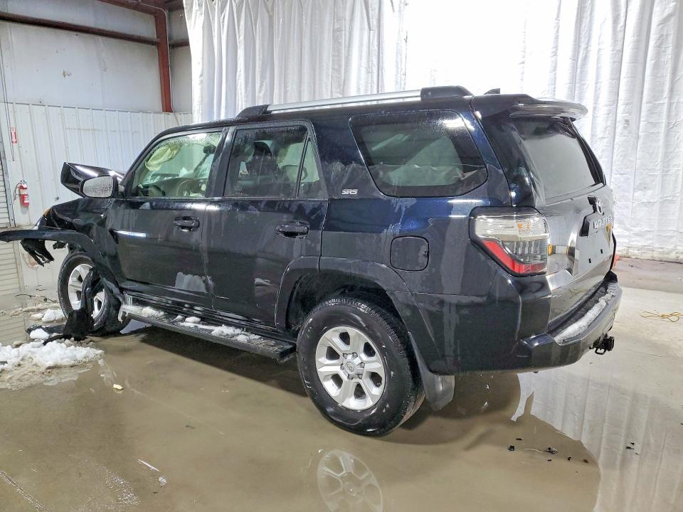 Photo 2 from auction – 2024 TOYOTA 4RUNNER with VIN JTEMU5JR7R6283910
