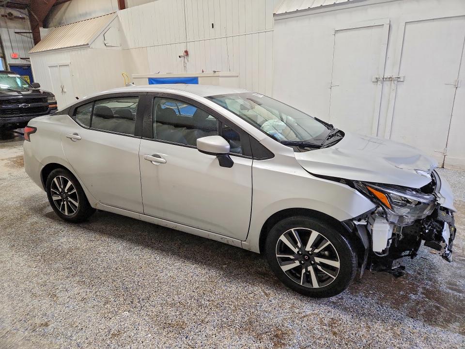 Photo 4 from auction – 2025 NISSAN VERSA with VIN 3N1CN8EV3SL853230