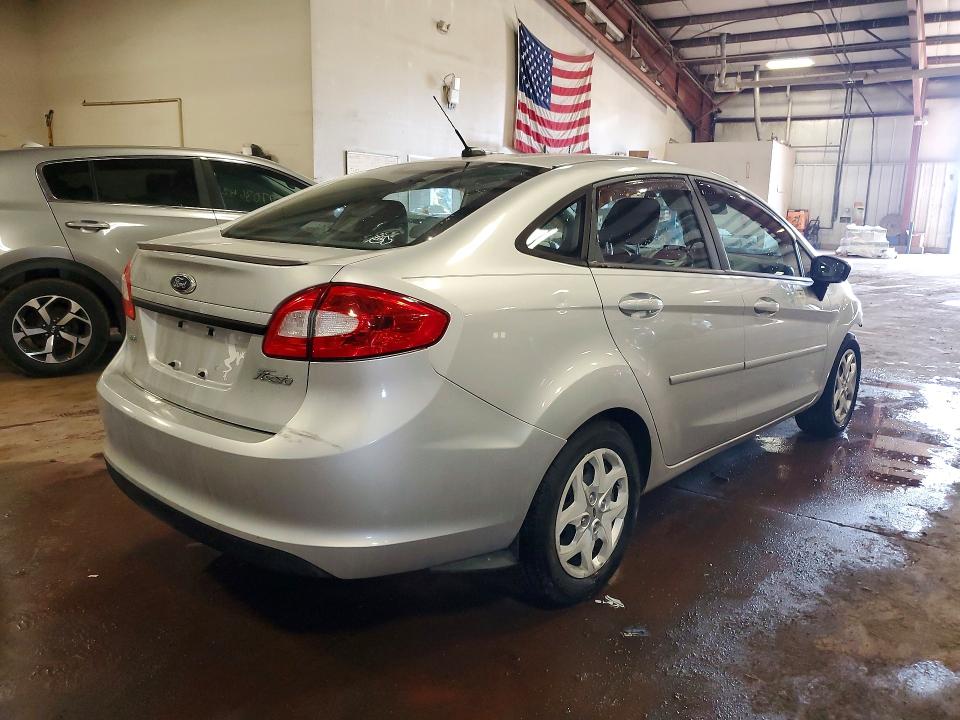 Photo 3 from auction – 2012 FORD FIESTA with VIN 3FADP4BJ1CM126076
