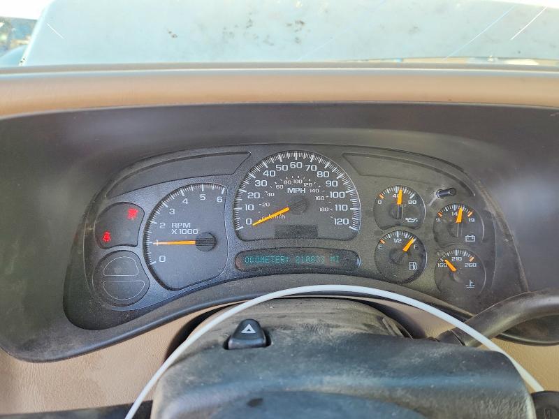 Photo 9 from auction – 2005 GMC NEW SIERRA with VIN 2GTEK13T651278604