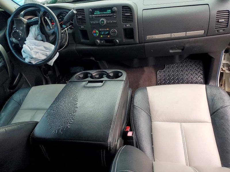 Photo 8 from auction – 2012 CHEVROLET SILVERADO with VIN 1GCRCSE00CZ301421