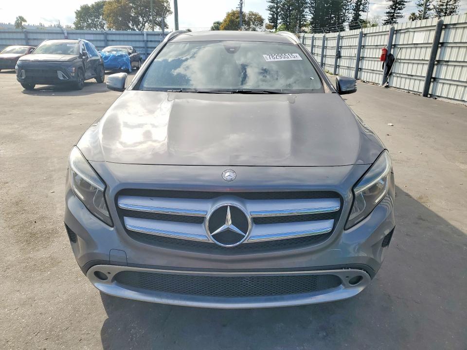 Photo 5 from auction – 2016 MERCEDES-BENZ GLA with VIN WDCTG4EB4GJ206205
