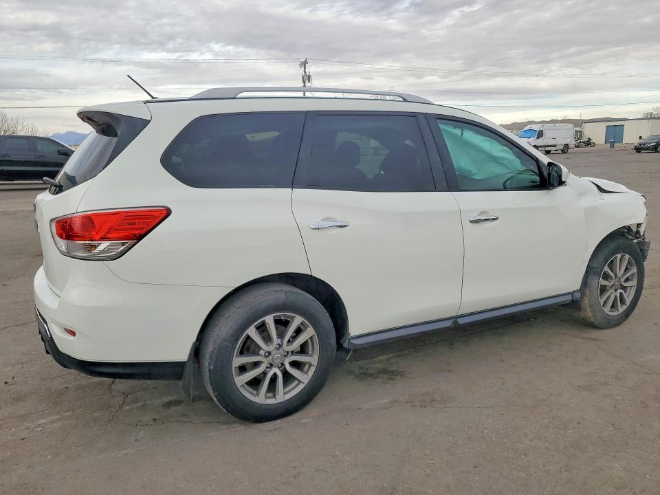 Photo 3 from auction – 2015 NISSAN PATHFINDER with VIN 5N1AR2MN0FC680867