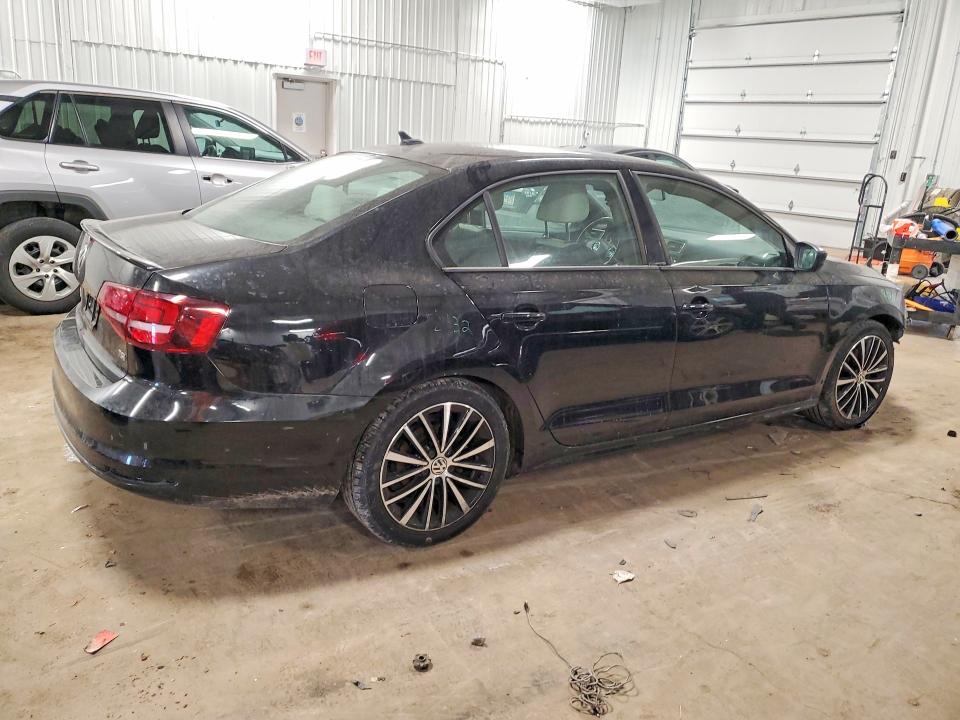 Photo 3 from auction – 2016 VOLKSWAGEN JETTA with VIN 3VWB17AJ8GM273584