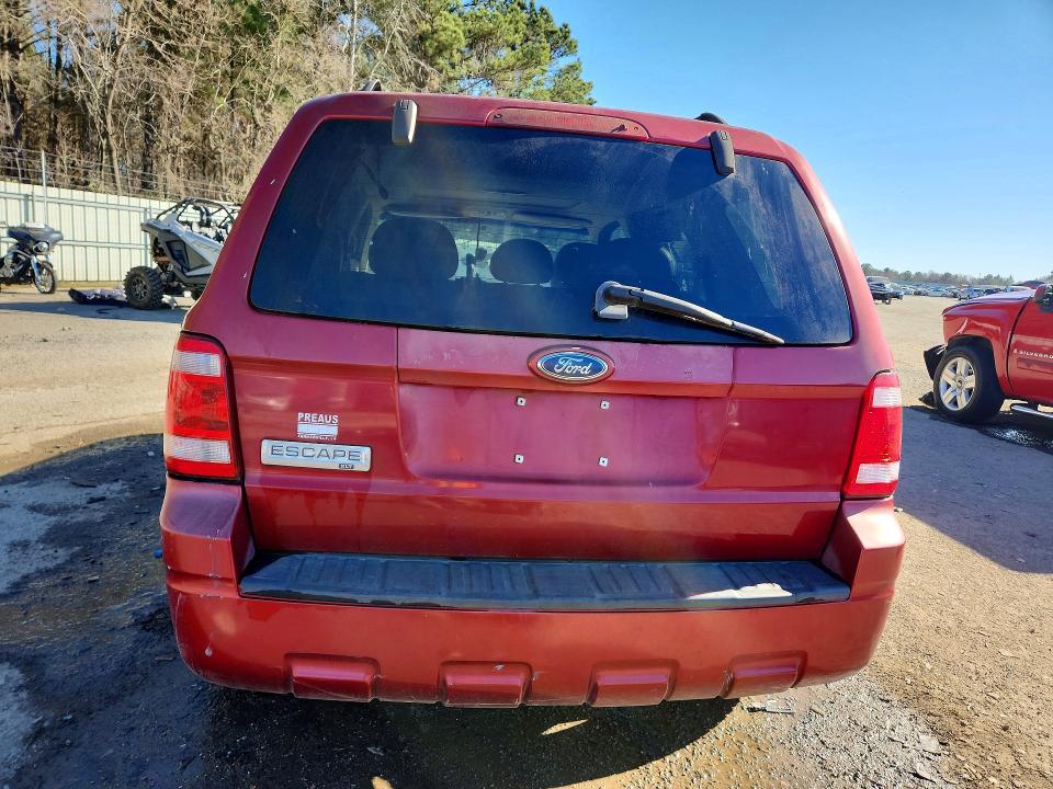 Photo 6 from auction – 2008 FORD ESCAPE XLT with VIN 1FMCU03118KB50135