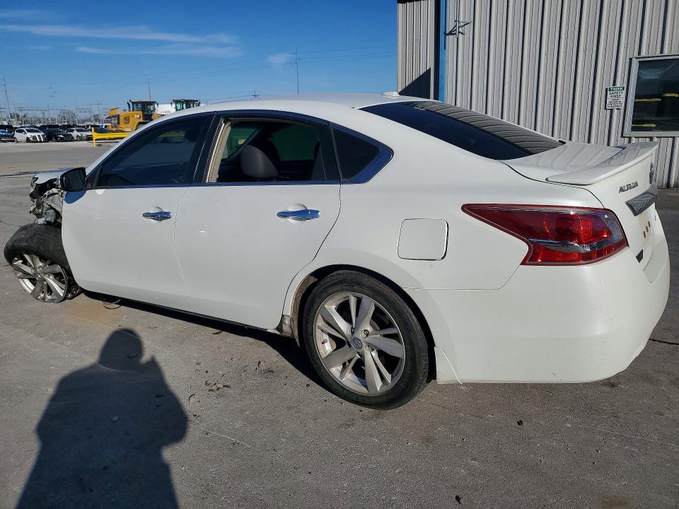 Photo 2 from auction – 2013 NISSAN ALTIMA with VIN 1N4AL3AP5DN469690