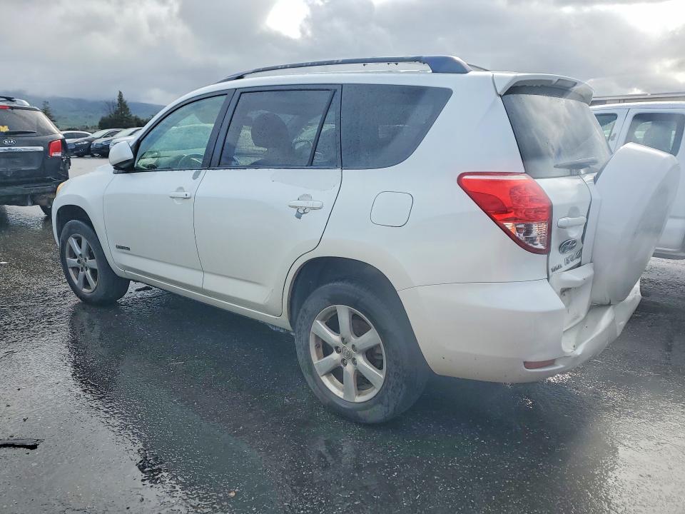 Photo 2 from auction – 2006 TOYOTA RAV4 with VIN JTMZK34V065005672