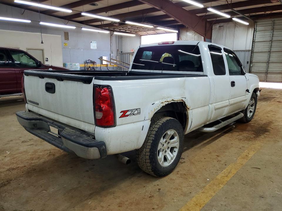 Photo 3 from auction – 2007 CHEVROLET SILVERADO with VIN 1GCEK19B77Z150509