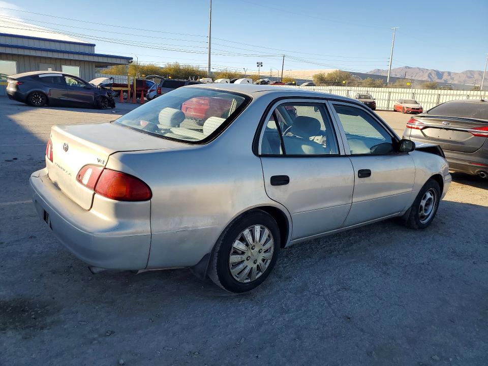 Photo 3 from auction – 2000 TOYOTA COROLLA VE with VIN 1NXBR12E3YZ404066