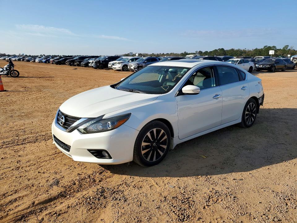 NISSAN ALTIMA 2.5 2018 with VIN 1N4AL3AP1JC168809 - Photo from auction