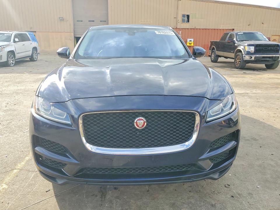 Photo 5 from auction – 2017 JAGUAR F-PACE with VIN SADCS2BN0HA086268