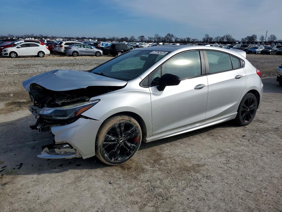 CHEVROLET CRUZE 2018 with VIN 3G1BE6SMXJS537586 - Photo from auction