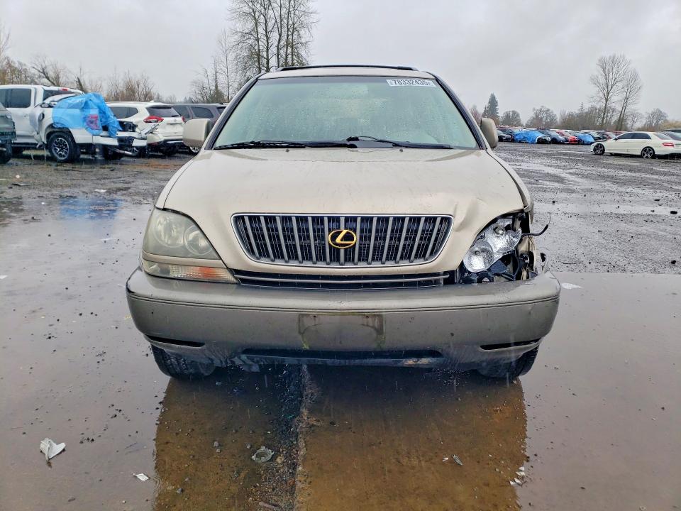 Photo 5 from auction – 2000 LEXUS RX with VIN JT6HF10U4Y0113186