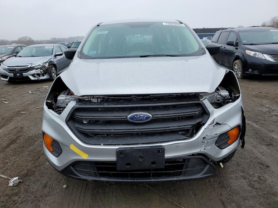 Photo 5 from auction – 2017 FORD ESCAPE with VIN 1FMCU0F78HUA07123