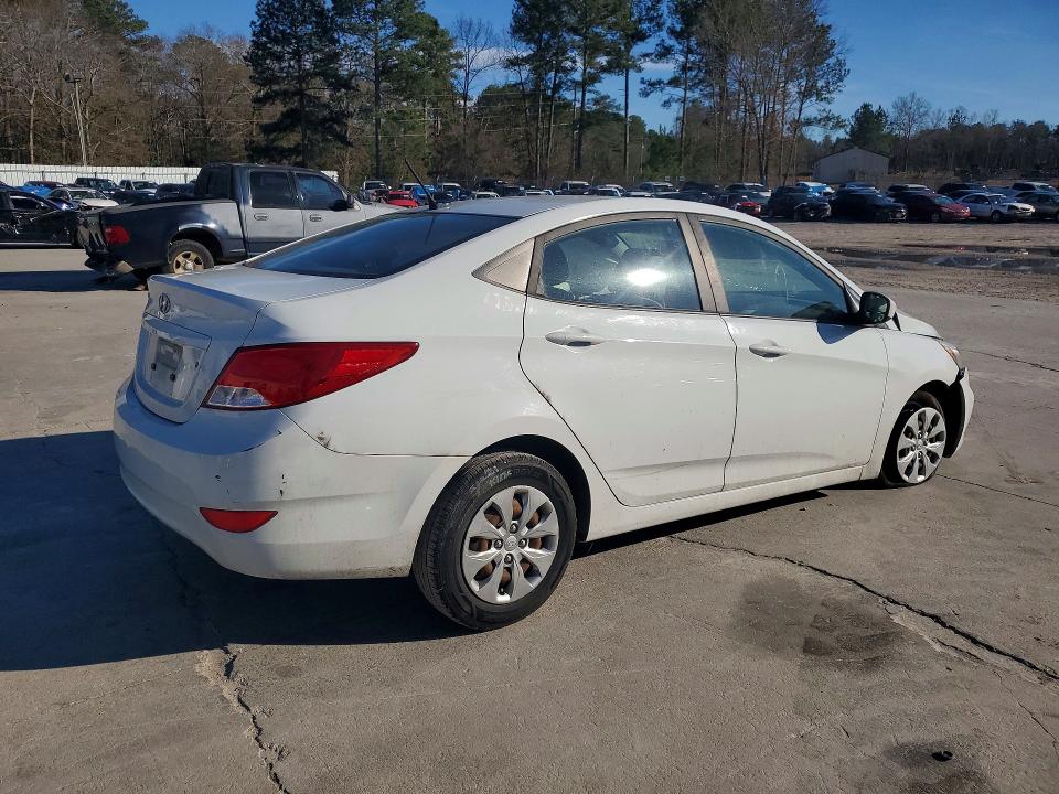 Photo 3 from auction – 2017 HYUNDAI ACCENT with VIN KMHCT4AE2HU369237