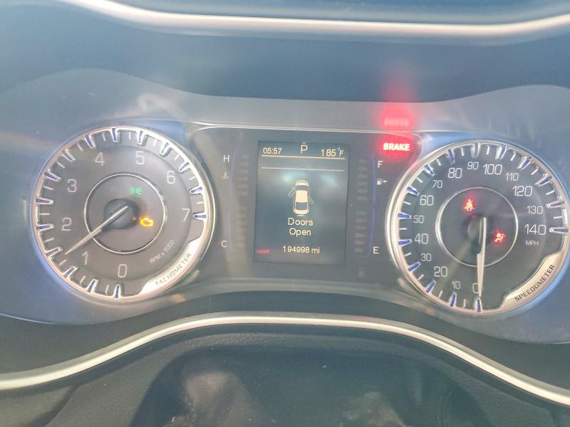 Photo 9 from auction – 2015 CHRYSLER 200 LIMITE with VIN 1C3CCCABXFN630873