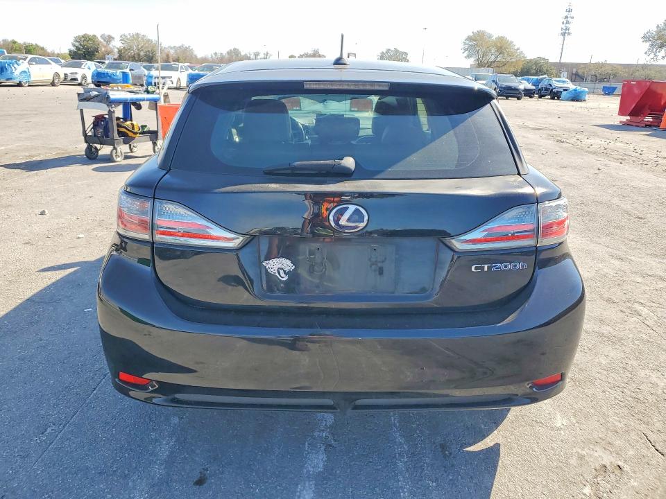 Photo 6 from auction – 2012 LEXUS CT with VIN JTHKD5BH2C2054730