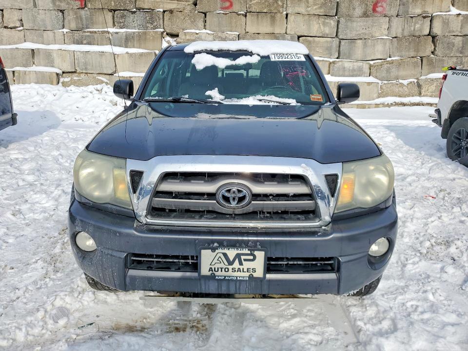 Photo 5 from auction – 2010 TOYOTA TACOMA DOU with VIN 3TMLU4EN7AM047103